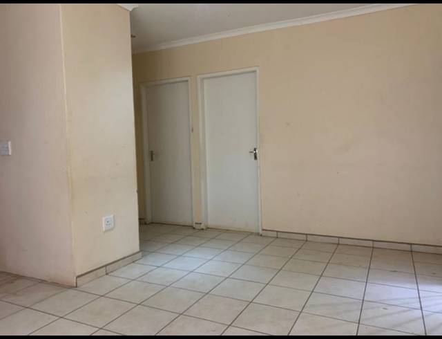 2 BEDROOM HOUSE FOR SALE IN FINSBURY